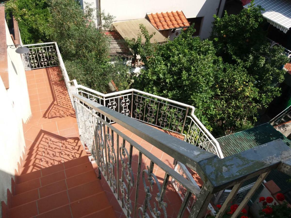 Splendida E Incantevole Casa A Due Passi Dal Mare Viareggio Exterior foto